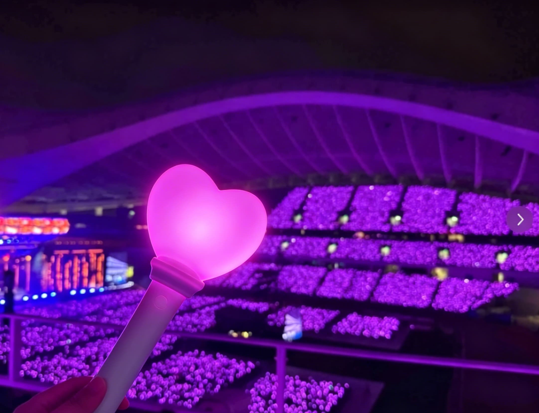 synchronized concert audience light sticks