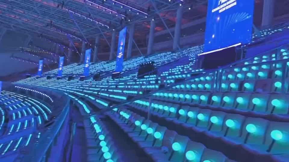 Light sticks arranged inside an environmental climate chamber